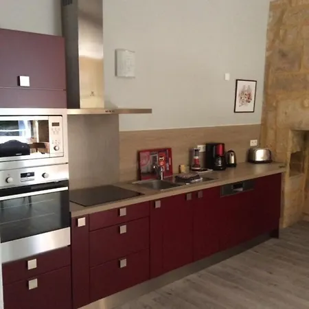Apartment Senechal -centre Sarlat- 2 *